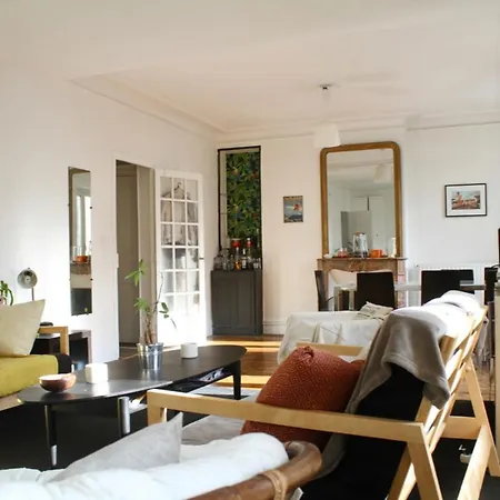 Spacious Close To Place De La Bastille Apartment